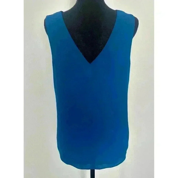 Lilly Pulitzer Florin Sleeveless V-Neck Top Navy Size Small - Picture 5 of 7